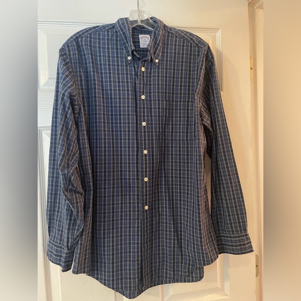 Brooks Brothers Size Medium Blue White Striped Cotton Button Down Shirt